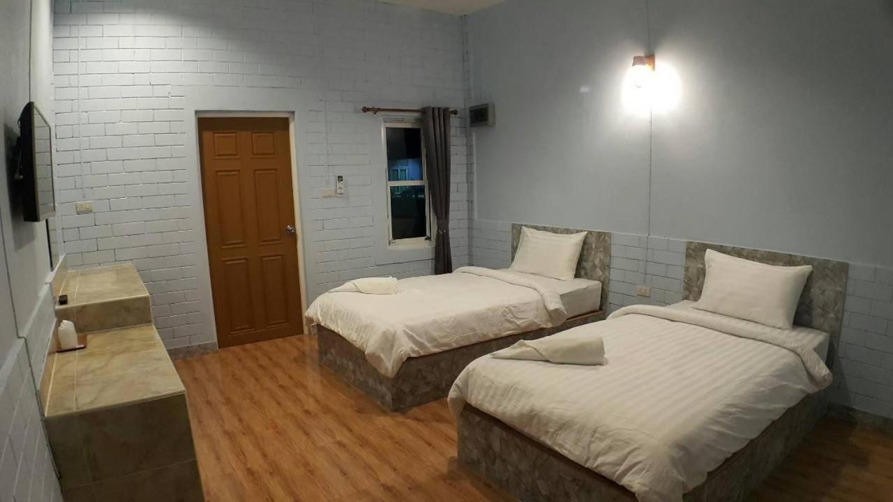 Three Bays Resort Prachuap Khiri Khan Exterior foto